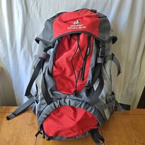 Deuter Futura 32 AC Backpack Red/Gray with Rain Cover and MSR Water Bladder Bag